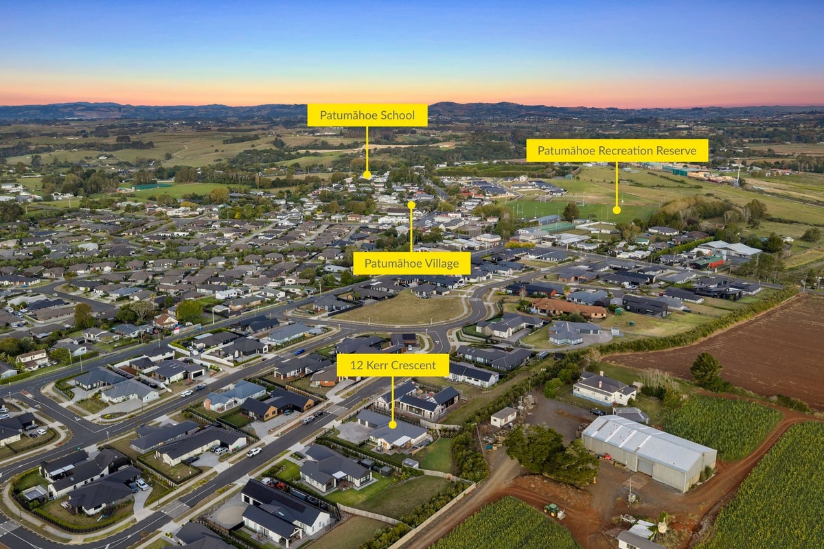 12 Kerr Crescent, Patumahoe, Pukekohe - Carousel 50
