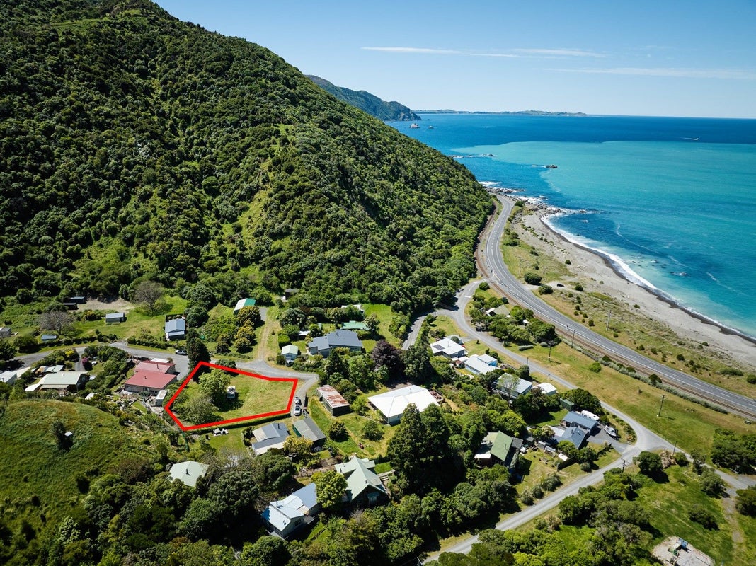 13 Makura Road, Goose Bay, Kaikoura - Carousel 1