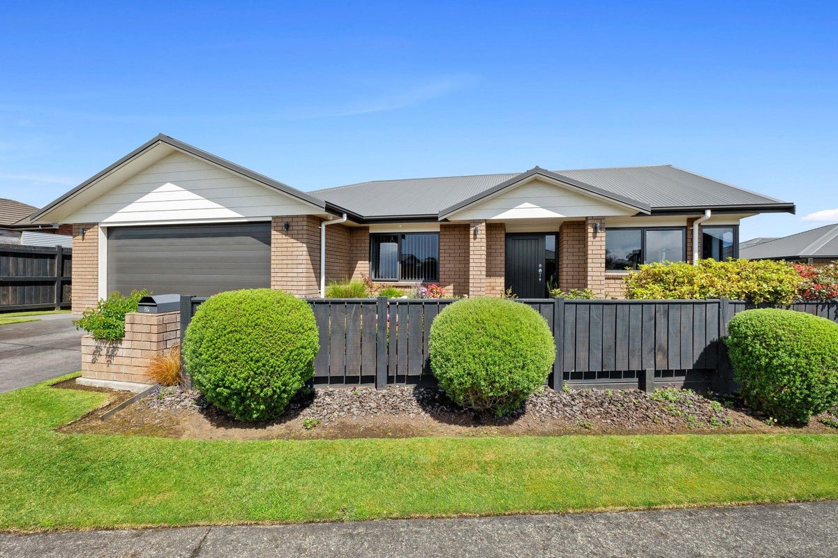 27 Coby Sydney Drive, Bell Block, New Plymouth - Carousel 19