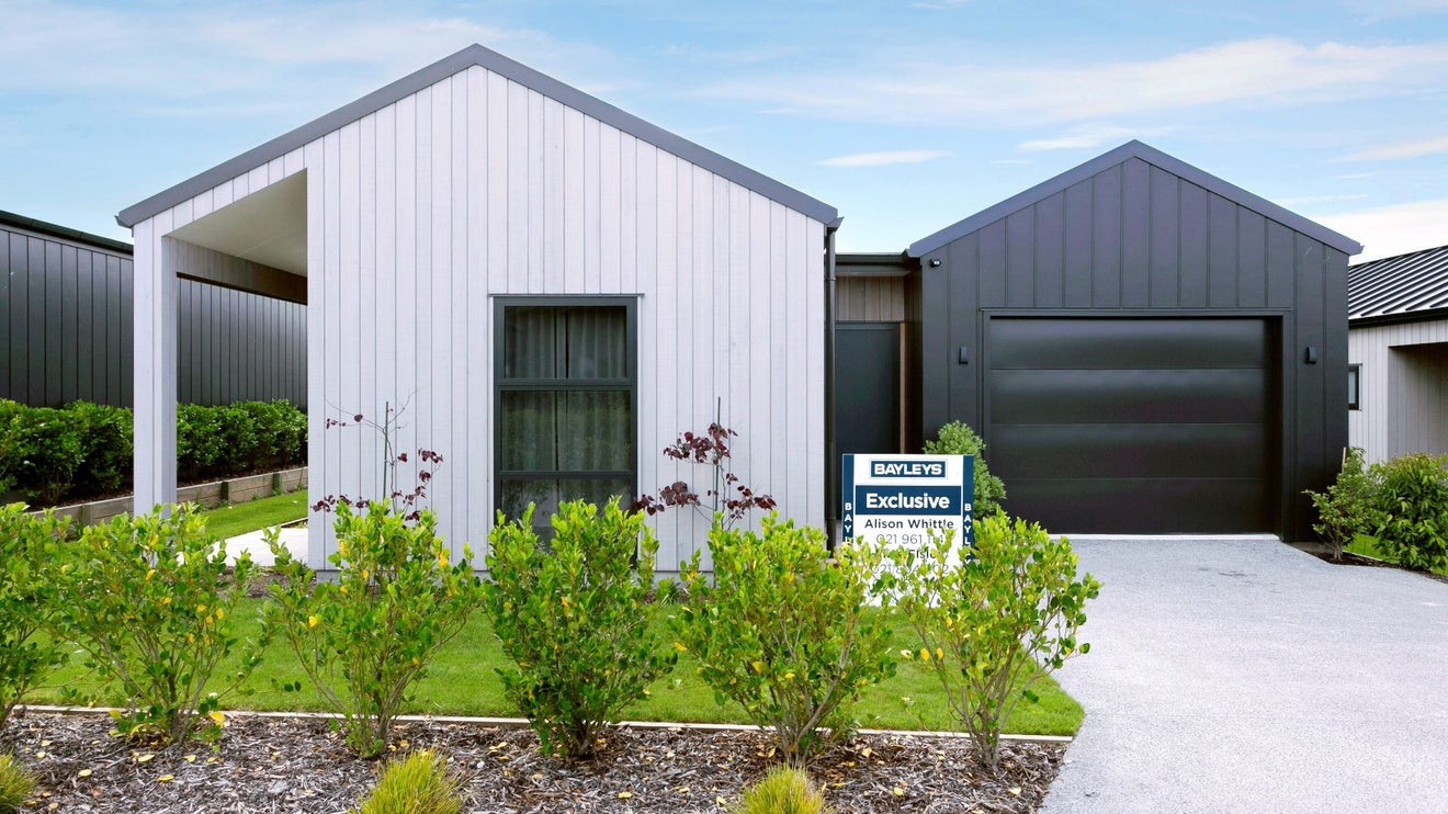 10 Sienna Way, Rangatira Park, Taupo - Carousel 1