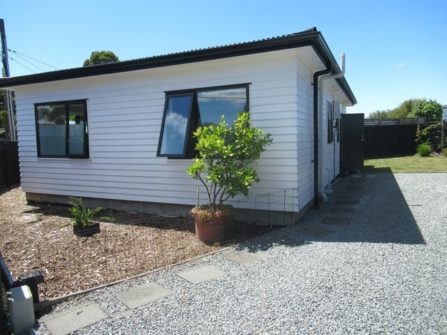 18 Norris Grove, Taita, Lower Hutt - Carousel 1