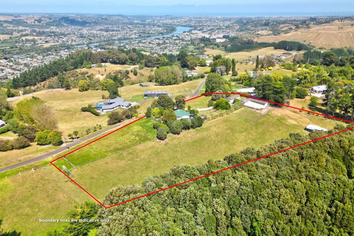 207 Roberts Avenue, Aramoho, Whanganui - Carousel 2
