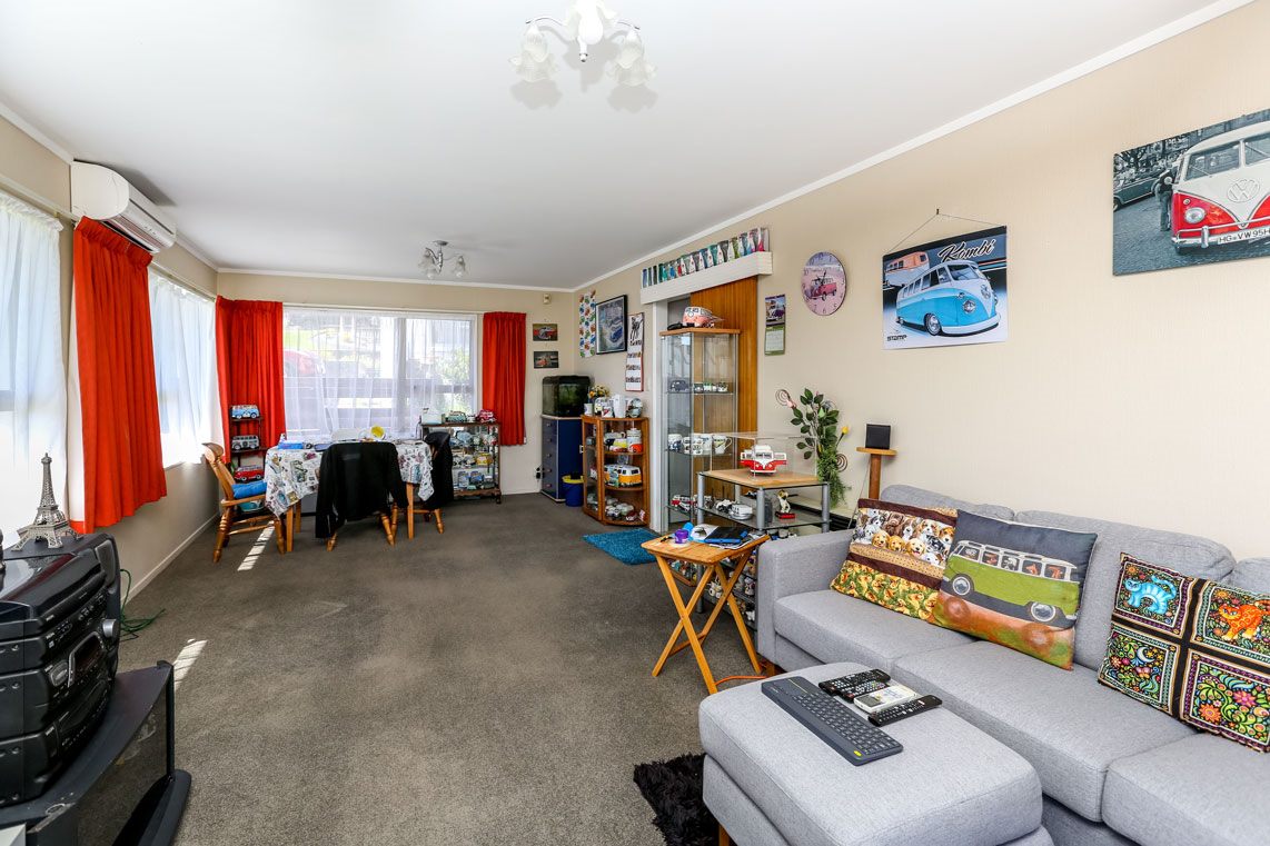 2/10 Kellyville Heights, Merrilands, New Plymouth - Carousel 2