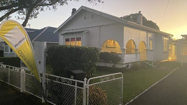 59 Pine Street, Mount Eden, Auckland - Carousel 1