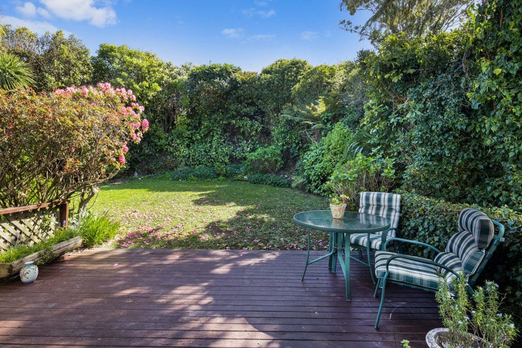 42 Kipling Street, Johnsonville, Wellington - Carousel 2