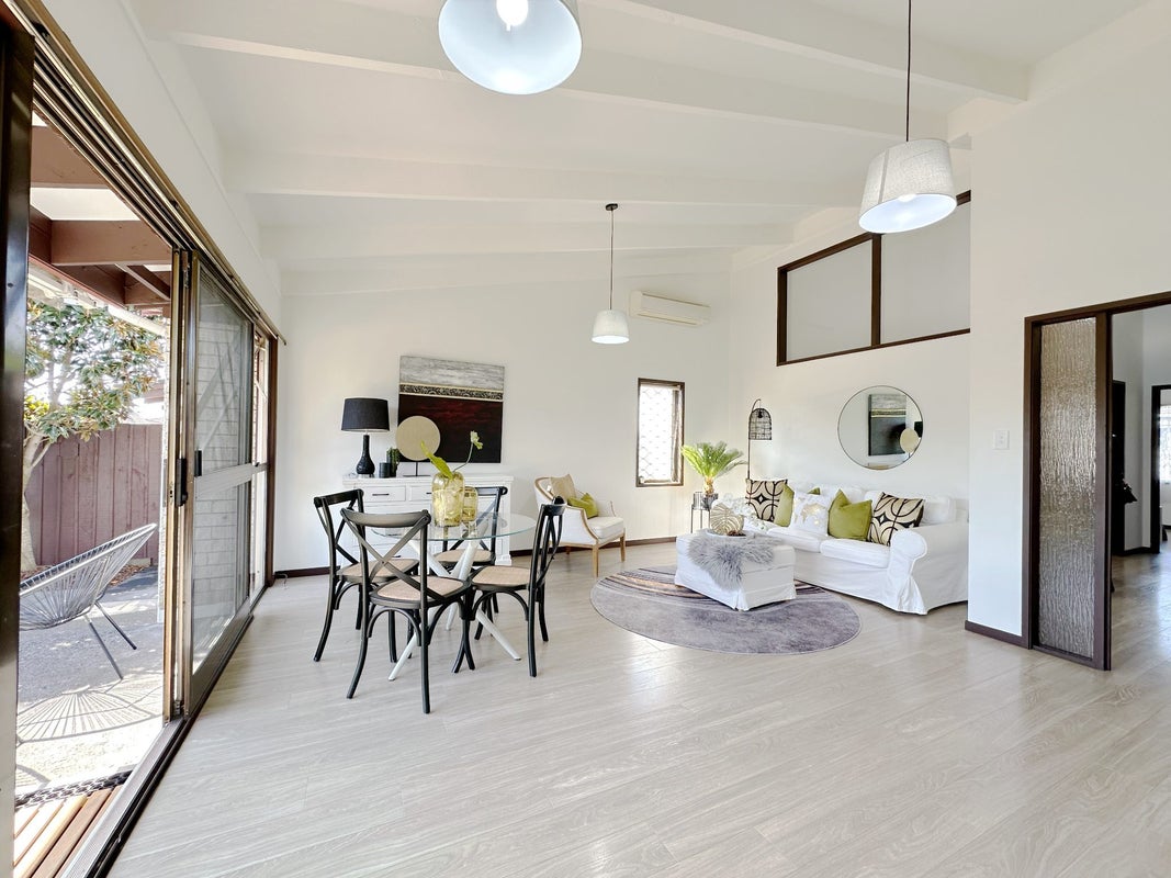 2/35 Swanson Road, Henderson, Auckland - Carousel 1