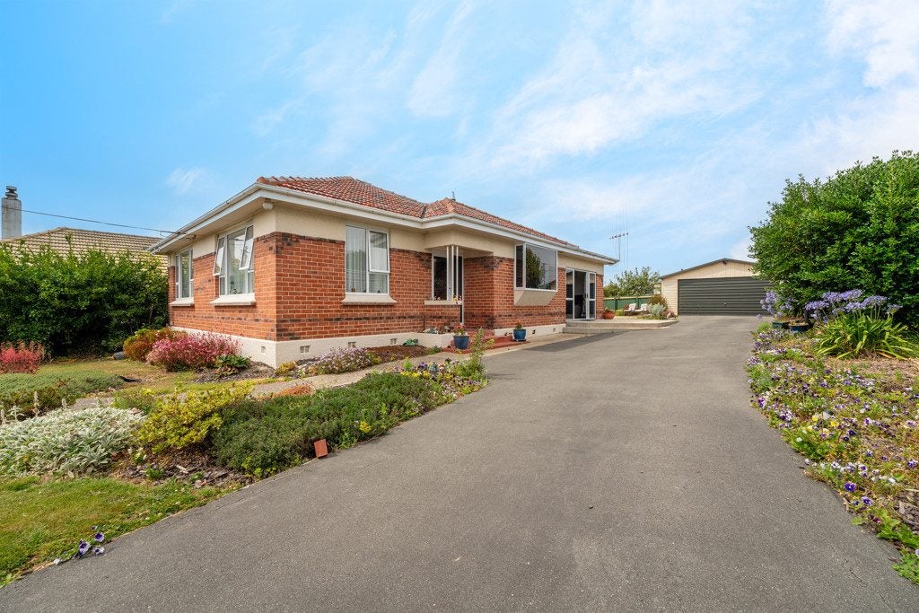 63 Tamar Street, South Hill, Oamaru - Carousel 13