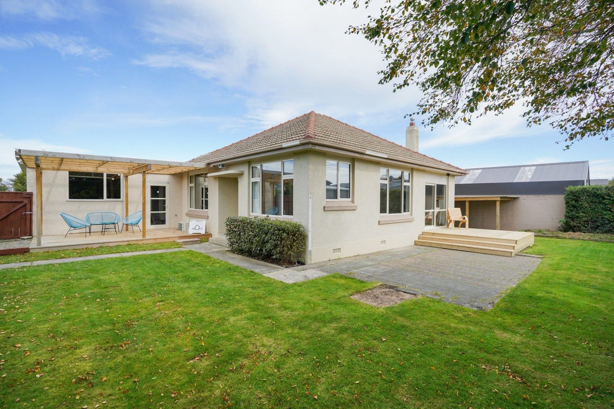 166 Wilton Street, Rosedale, Invercargill - Carousel 1