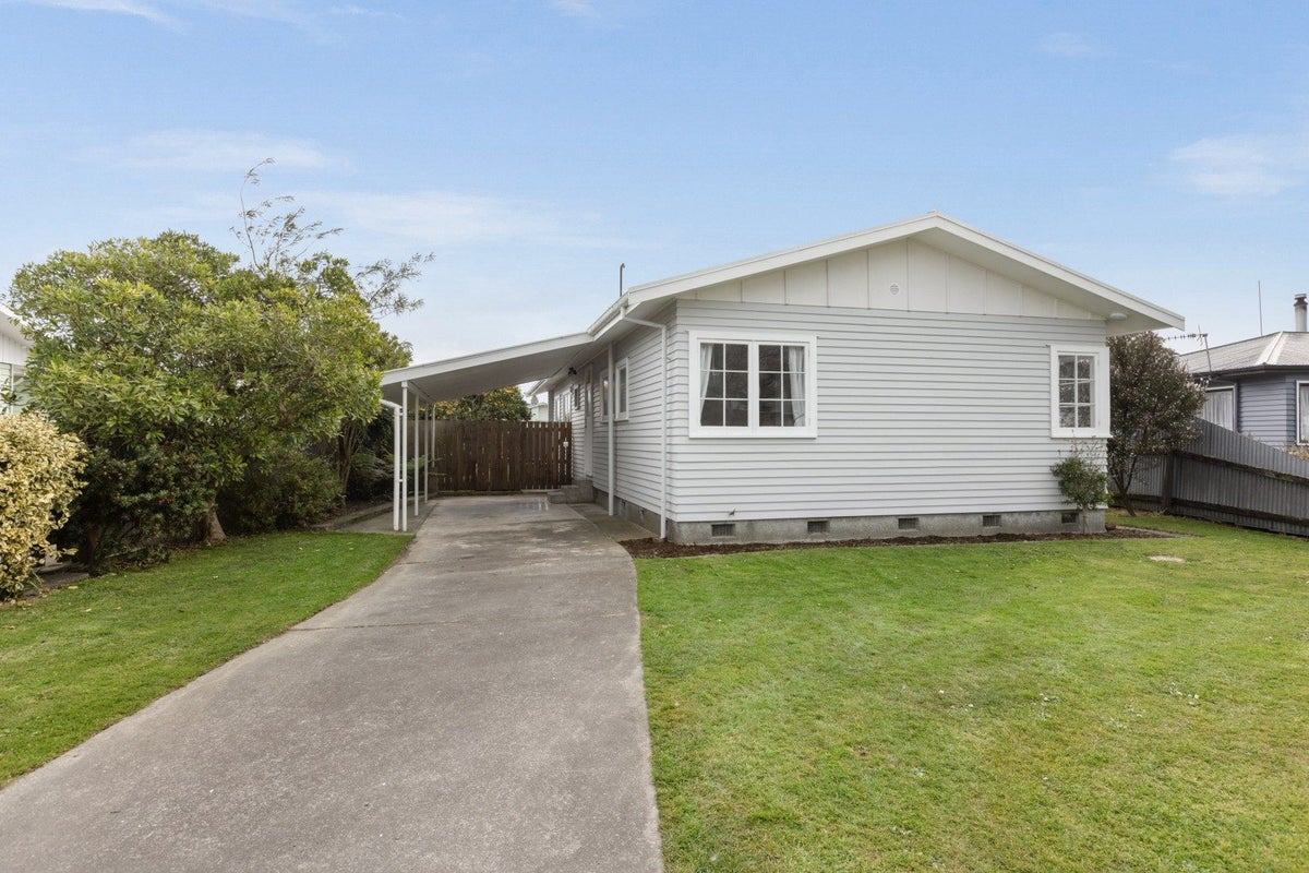 5 Foster Terrace, Onekawa, Napier - Carousel 13