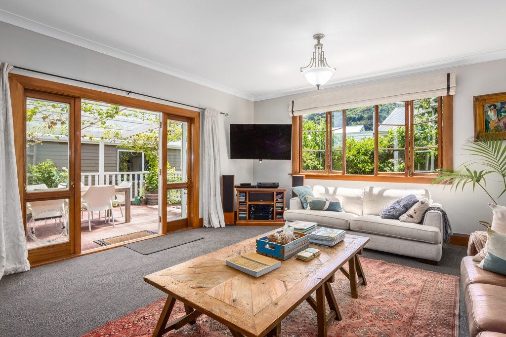 4 Tui Street, Alicetown, Lower Hutt - Carousel 2