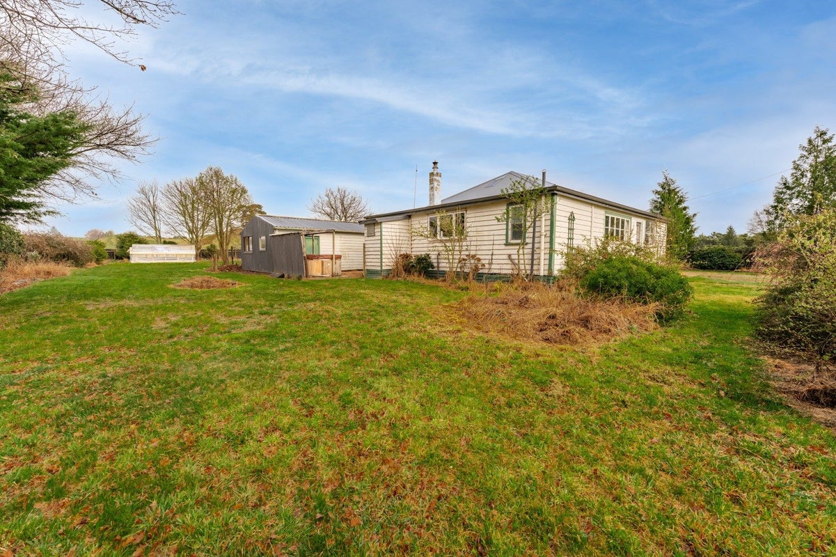 9 Queen Street, Albury, Mackenzie, Canterbury - Carousel 2