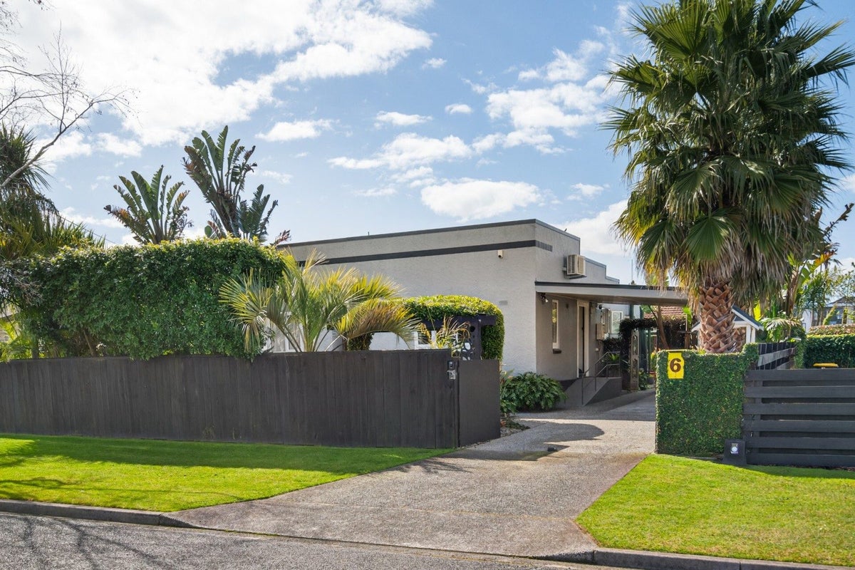 6 Pemberton Crescent, Greerton, Tauranga - Carousel 26