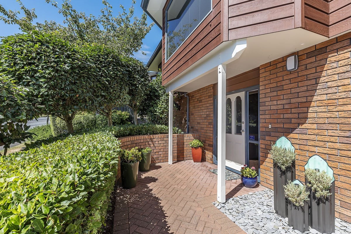 95 Woodman Drive, Tawa, Wellington - Carousel 30