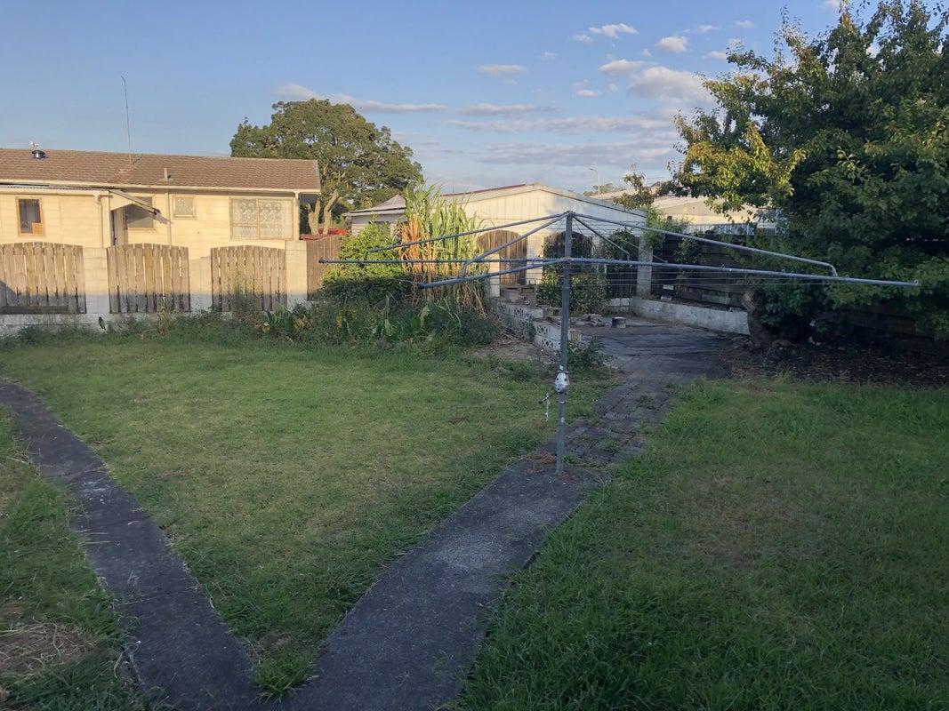 55 Sikkim Crescent, Clover Park, Auckland - Carousel 18