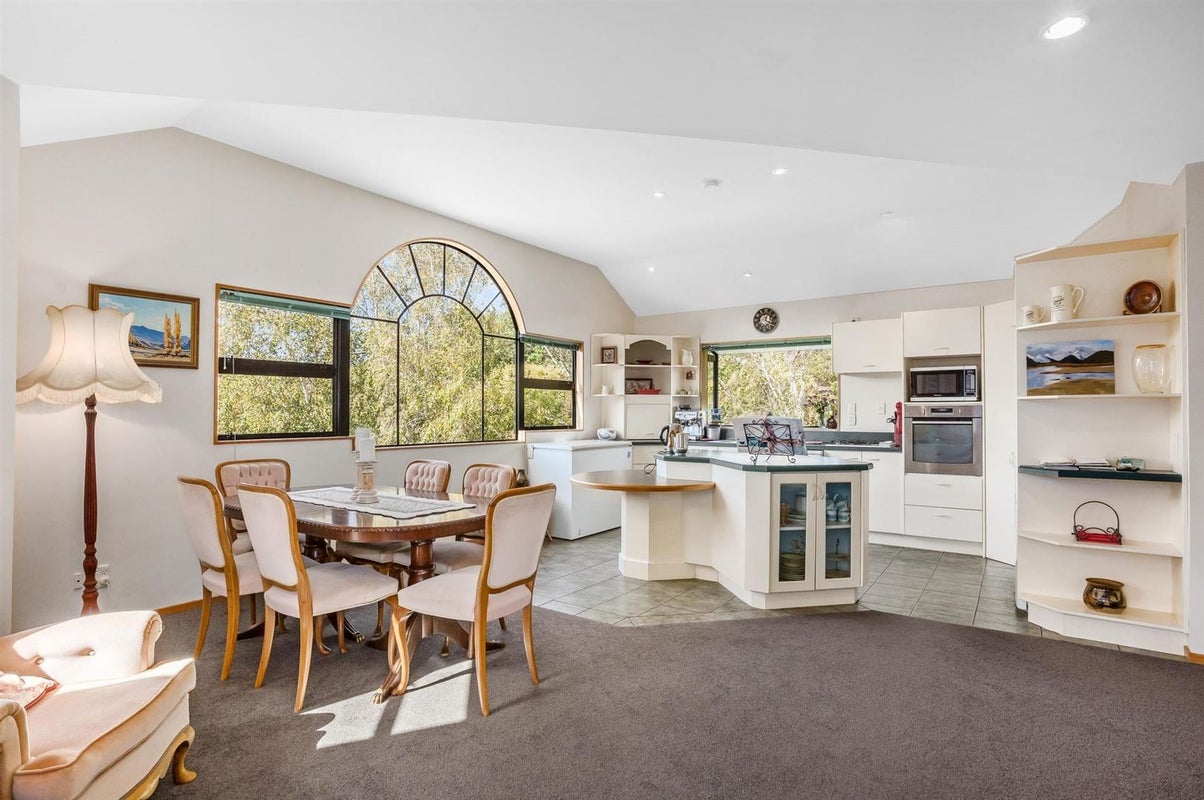 85 Joseph Banks Drive, Whitby, Porirua - Carousel 39