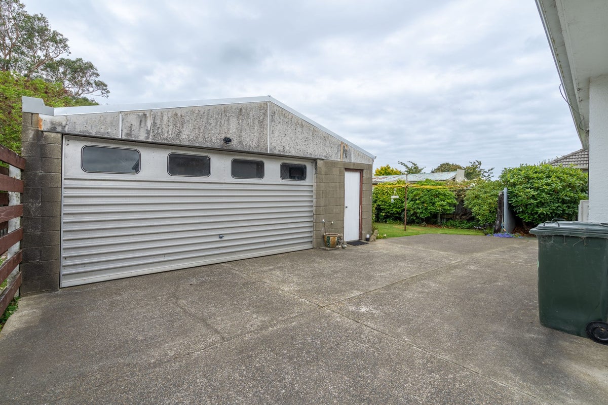 219 Crawford Street, Glengarry, Invercargill - Carousel 18