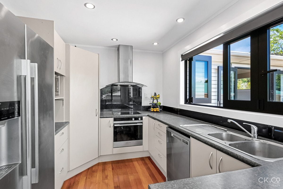 76 Horoeka Street, Stokes Valley, Lower Hutt - Carousel 2