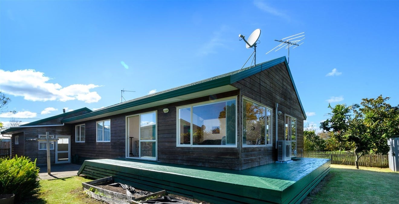 217B Parkhurst Road, Parakai, Helensville - Carousel 1