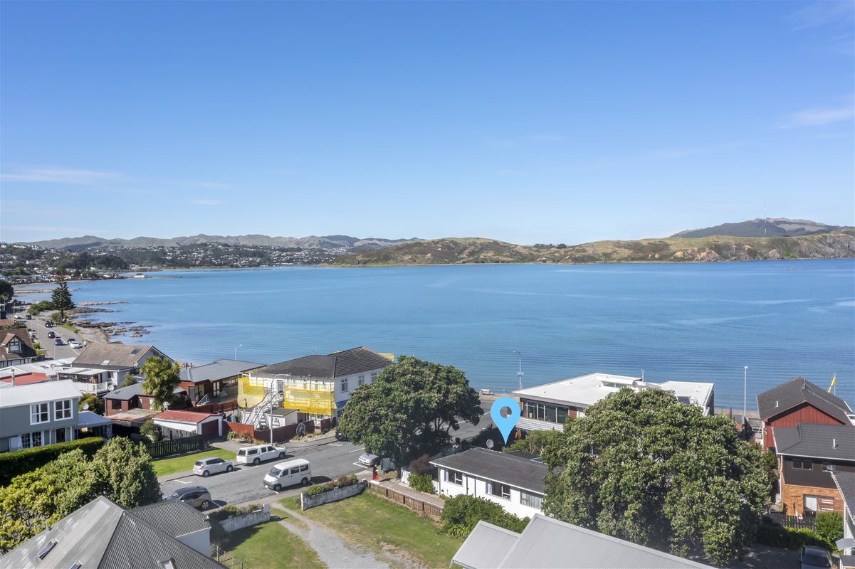 1/1 Cluny Road, Plimmerton, Porirua - Carousel 1