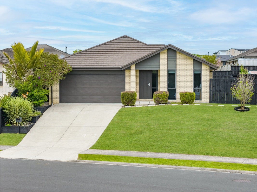 266 Dixon Road, Fitzroy, Hamilton - Carousel 1