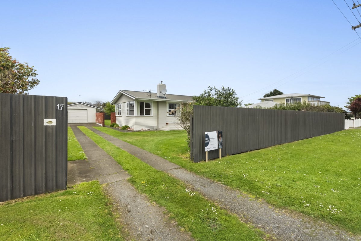 17 Grey Street, Normanby, Hawera - Carousel 17