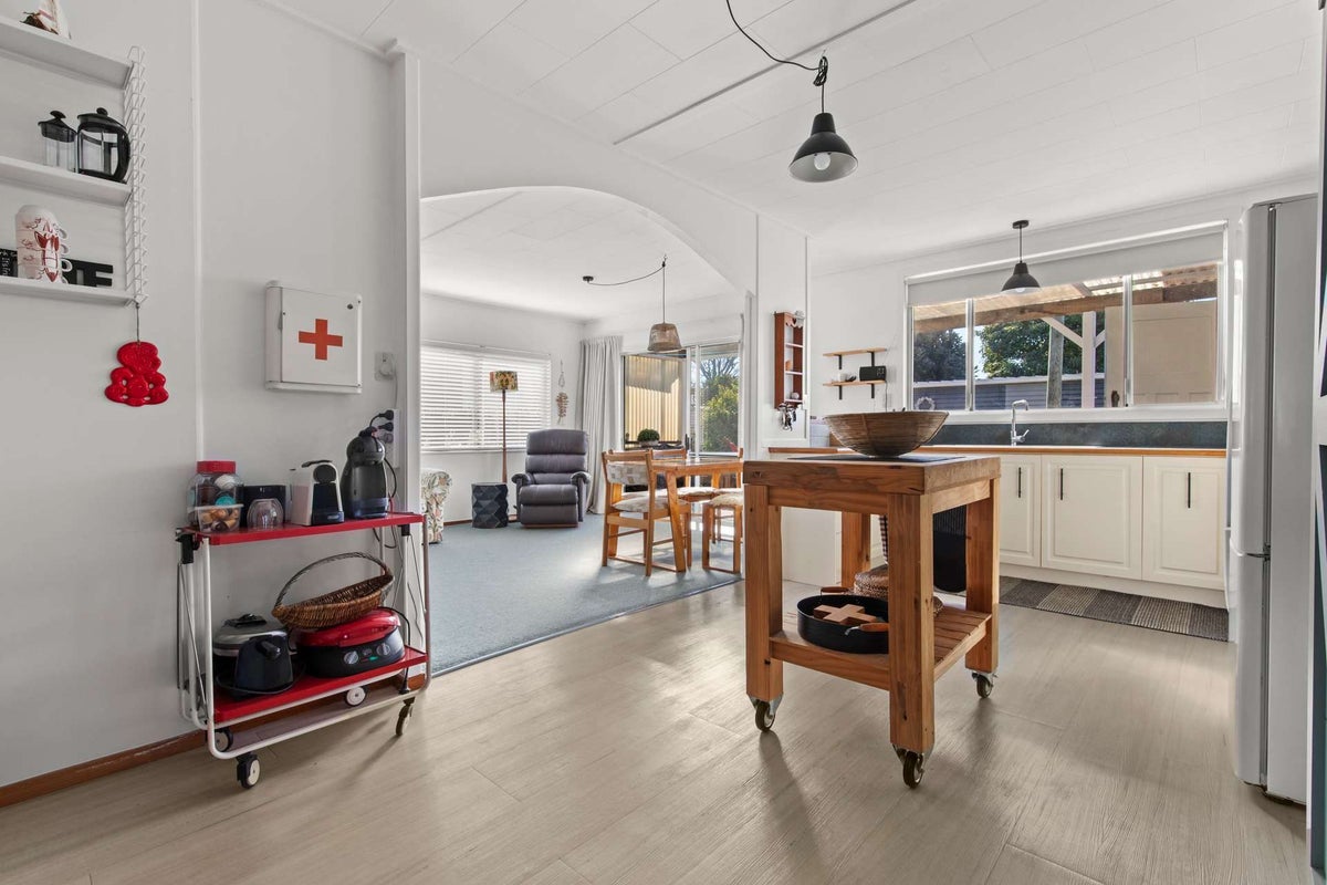 48A Athenree Road, Athenree, Waihi Beach - Carousel 2