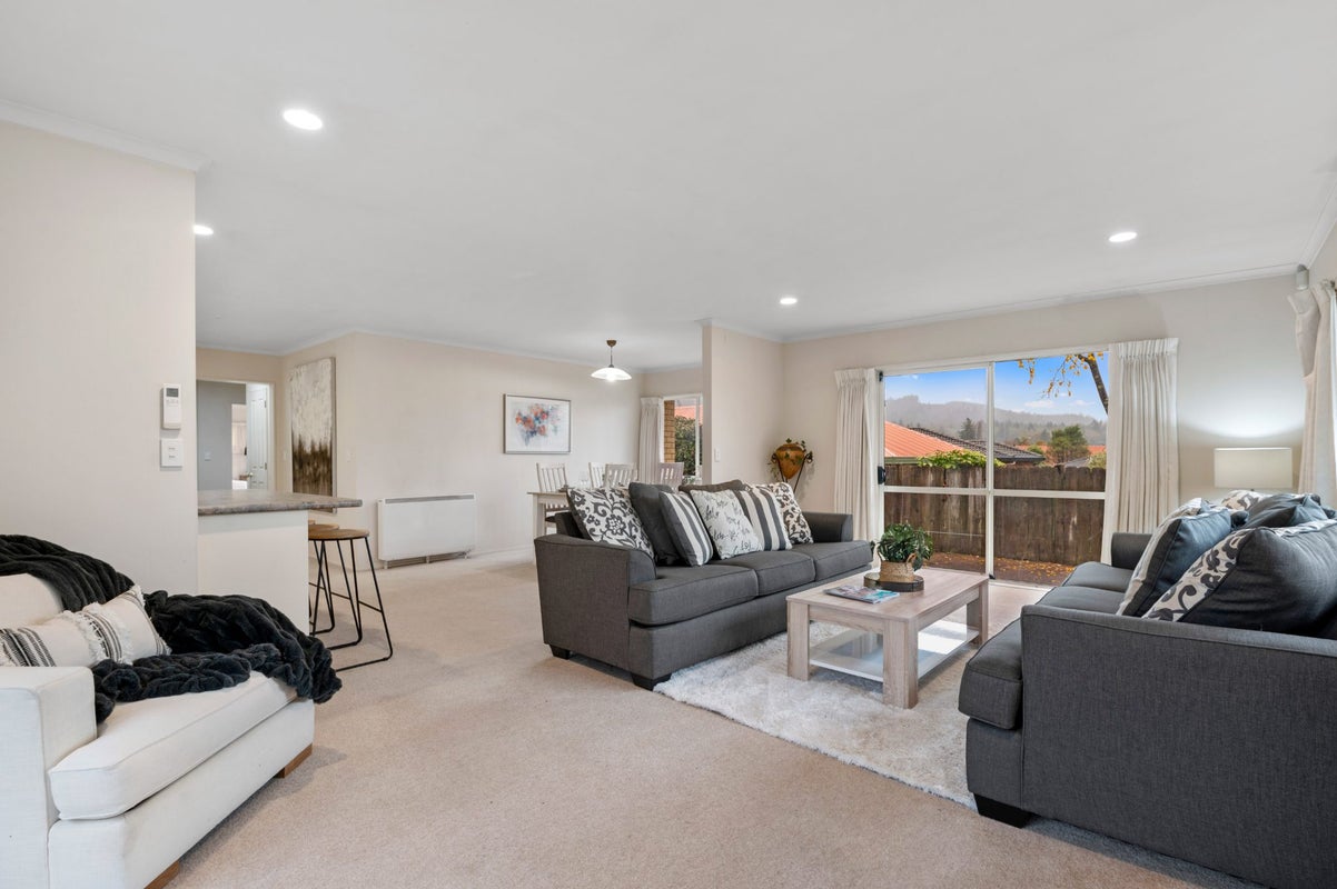 49 Basley Road, Owhata, Rotorua - Carousel 2