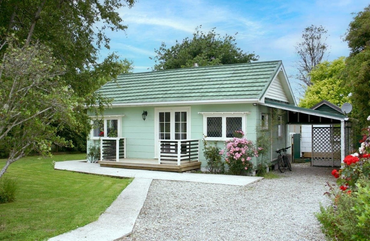 14 Scotia road, Port Chalmers, Dunedin - Carousel 1