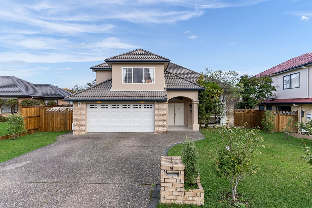 9 Point View Link, East Tamaki Heights, Auckland - Carousel 1
