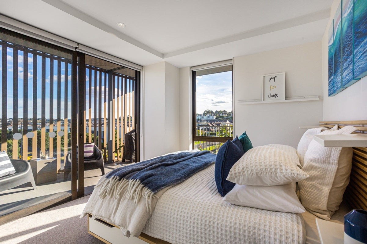 201/4 Bluegrey Avenue, Stonefields, Auckland - Carousel 1