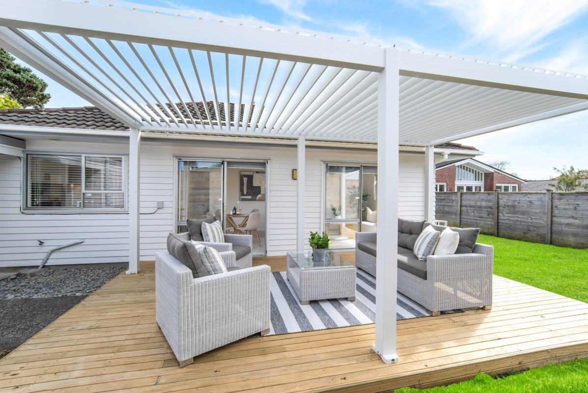 1A Phyllis Street, Mount Albert, Auckland - Carousel 1