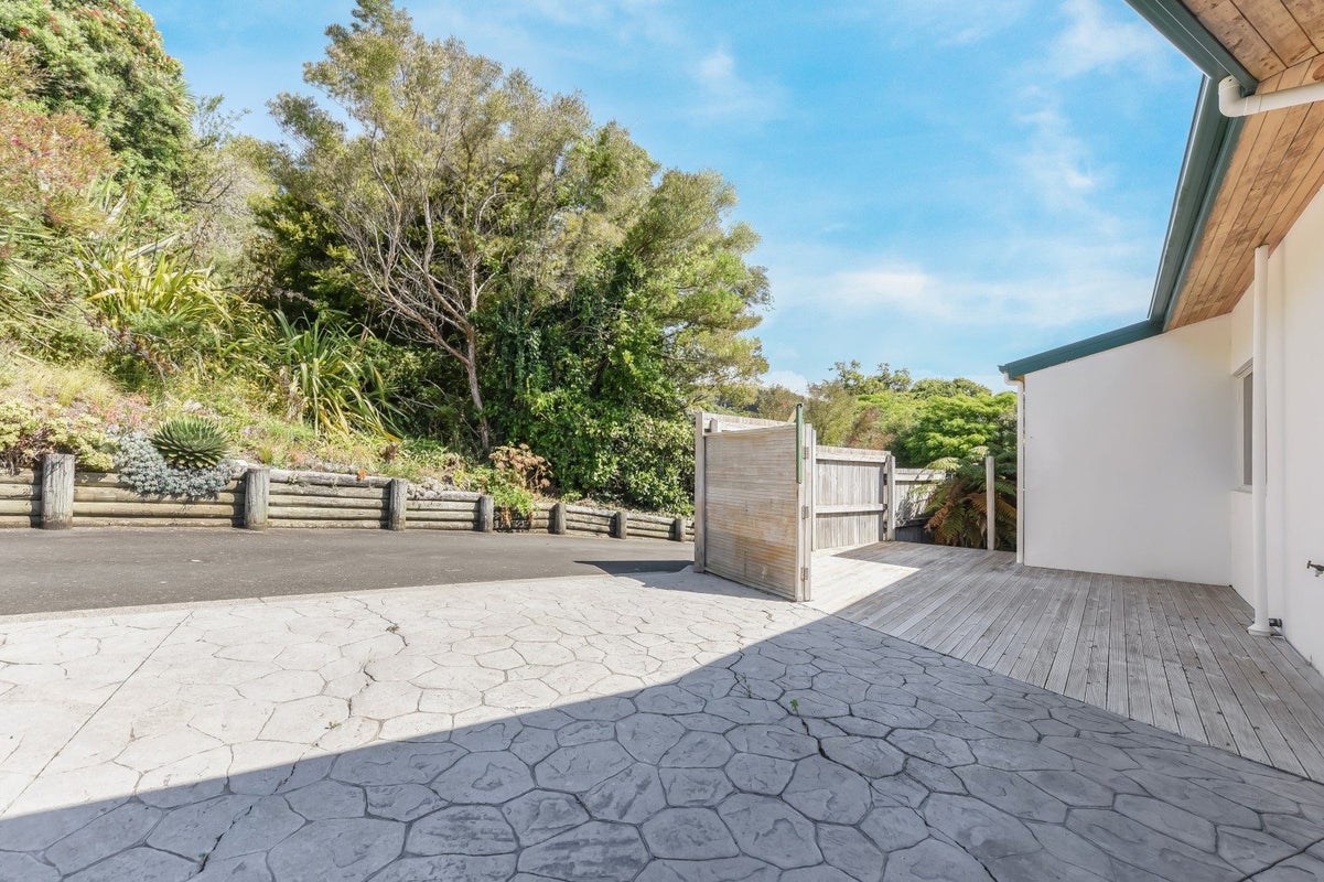 55 Bay View Road, Atawhai, Nelson - Carousel 35