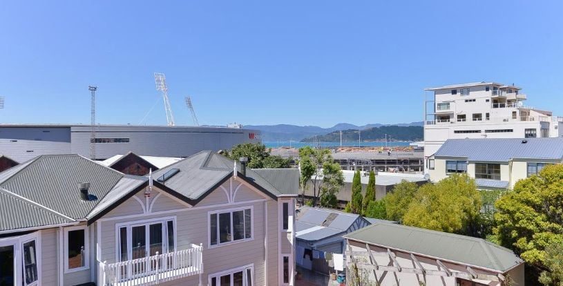 11/28 Hobson Street, Thorndon, Wellington - Carousel 1