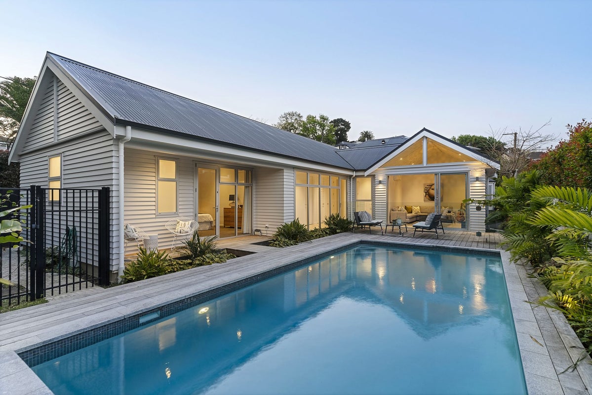 13 Ventnor Road, Remuera, Auckland - Carousel 1