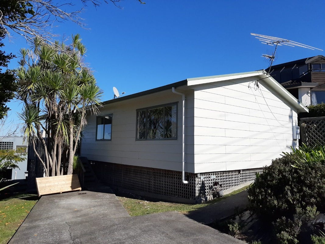 15 Orchard Road, Browns Bay, Auckland - Carousel 17