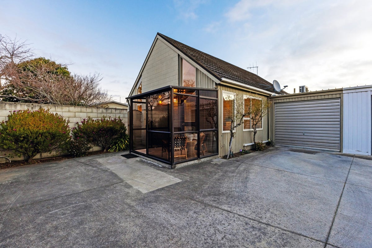 42B Delaware Crescent, Russley, Christchurch - Carousel 17