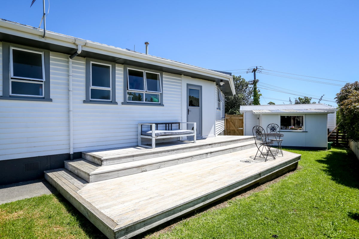 185 Omata Road, Blagdon, New Plymouth - Carousel 2