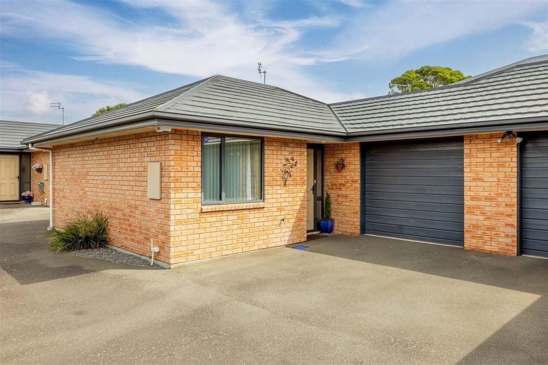 3/123 Sawyers Arms Road, Northcote, Christchurch - Carousel 1