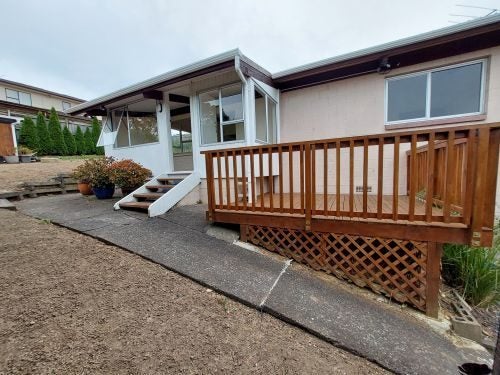 2/21 Lush Avenue, St Johns, Auckland - Carousel 1