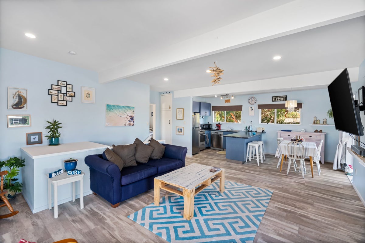 44 Beach Road, North New Brighton, Christchurch - Carousel 1