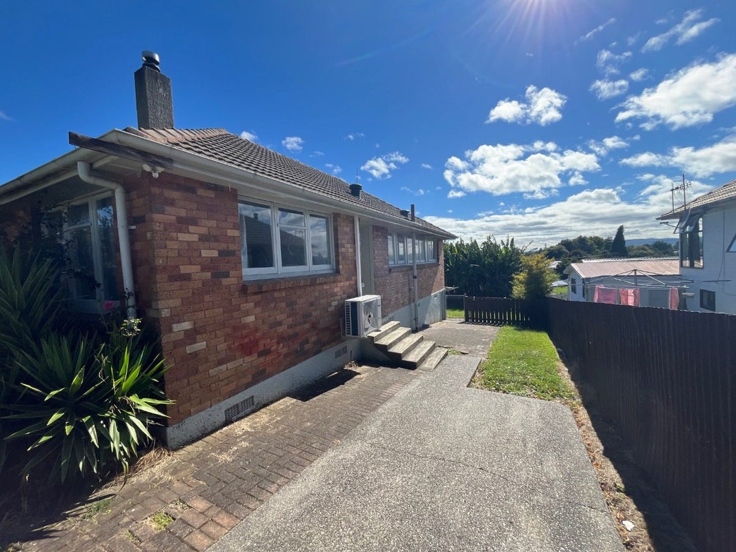 39 Ford Road, Fordlands, Rotorua - Carousel 1