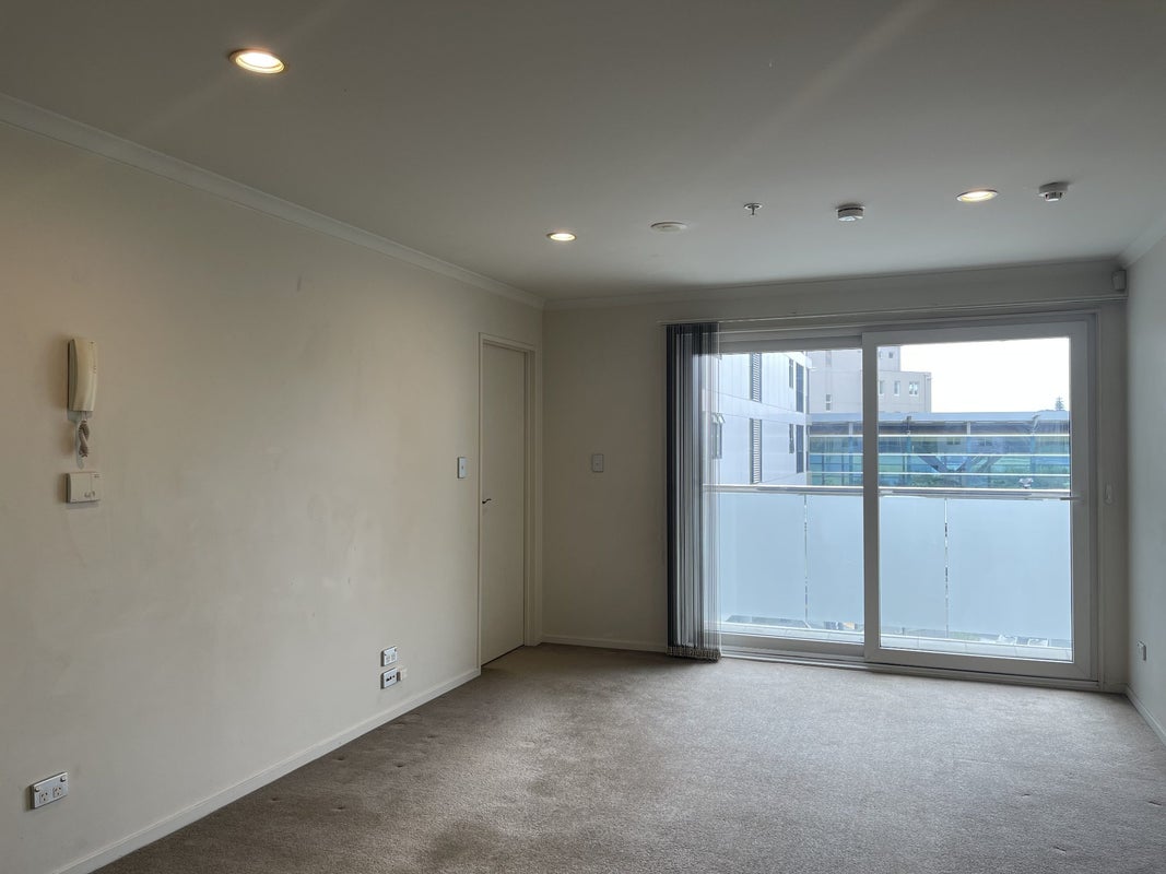 325/26 Remuera Road, Newmarket, Auckland - Carousel 2