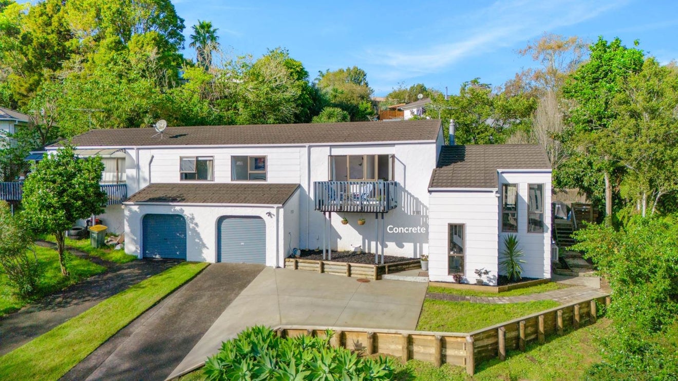 2/72 Stredwick Drive, Torbay, North Shore City, Auckland - Carousel 1