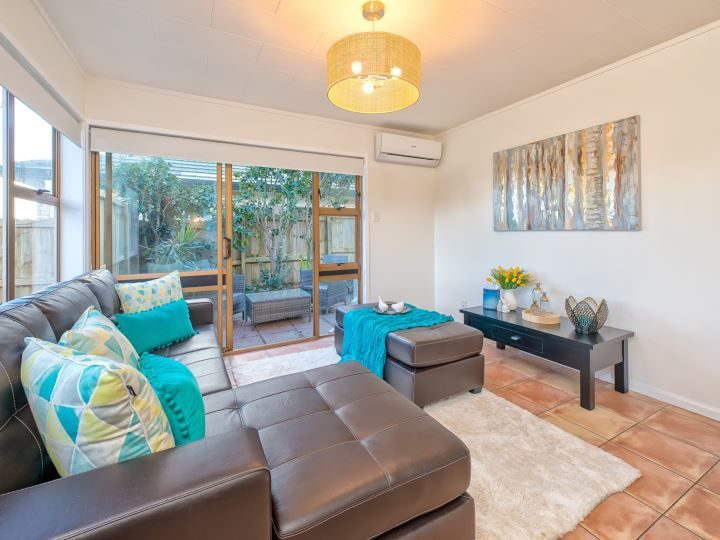 5/17 Abercrombie Street, Howick, Auckland - Carousel 2