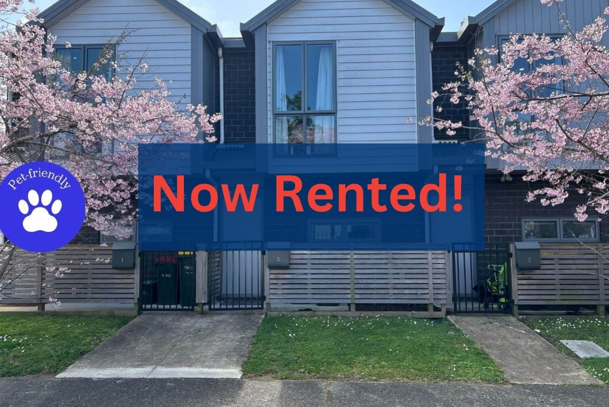 2/21 Moor Avenue, Te Atatu Peninsula, Auckland - Carousel 1