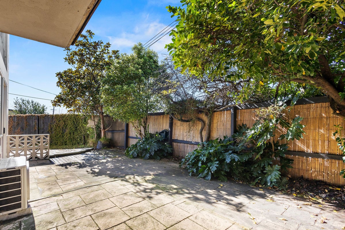 1/267 Pages Road, Wainoni, Christchurch - Carousel 13