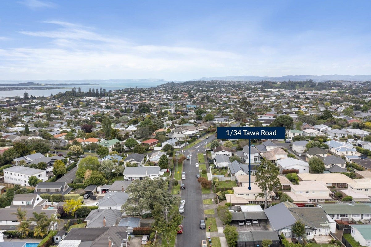 1/34 Tawa Road, Onehunga, Auckland - Carousel 26