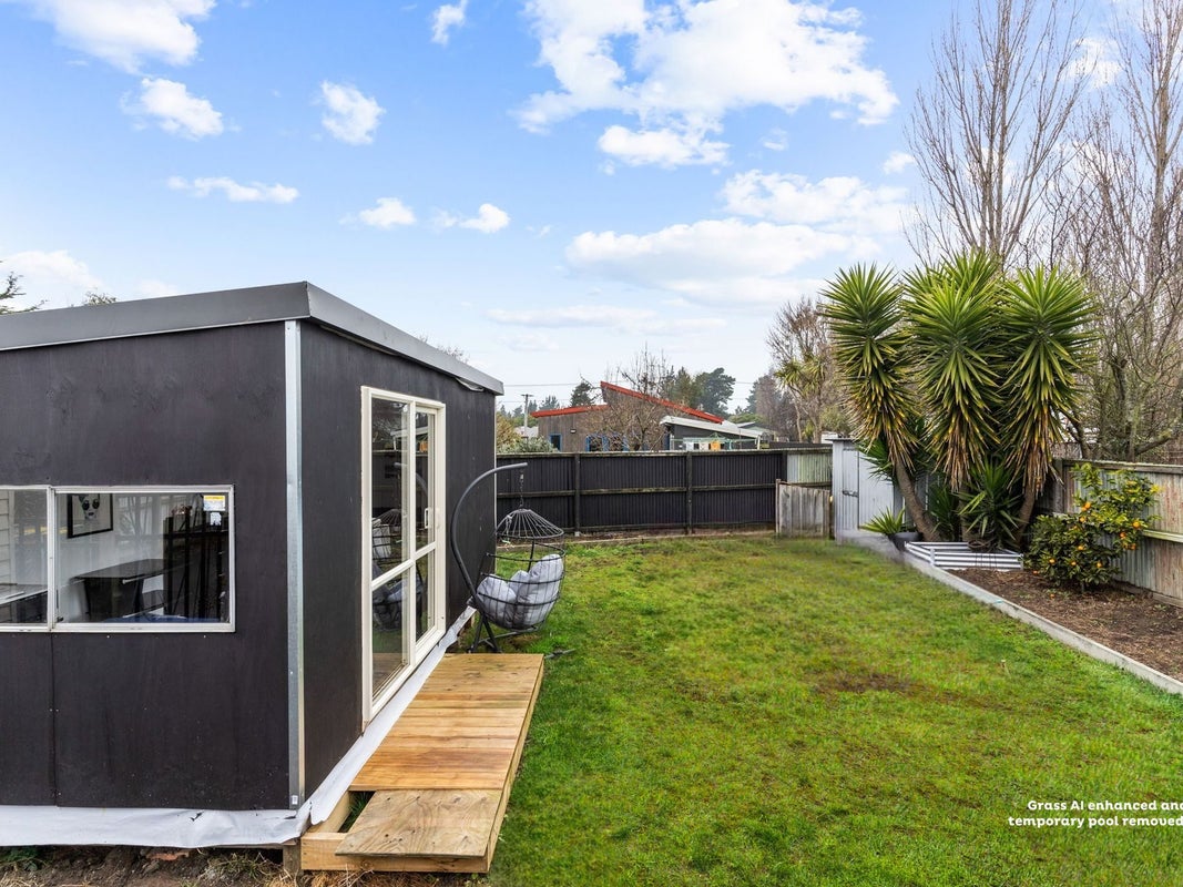 17 Baker Street, New Brighton, Christchurch - Carousel 2