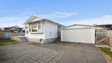 2/6 Mere Road, Taupo, Taupo - Carousel 1