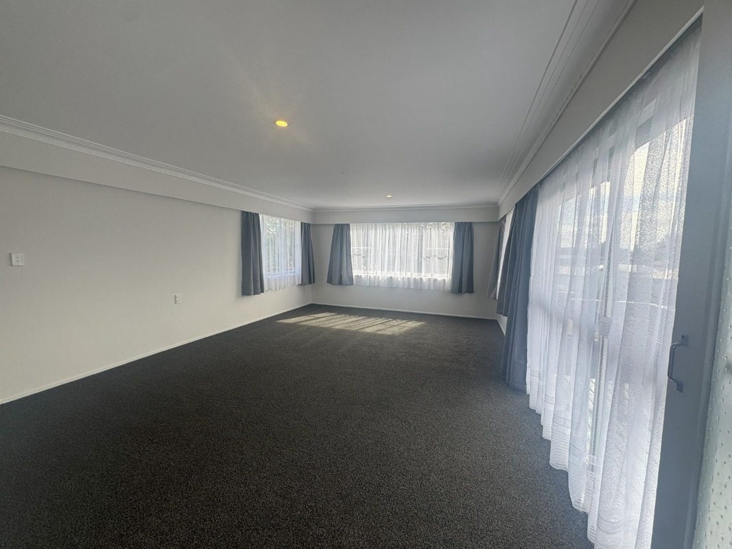 1/9C Jellicoe Road, Manurewa, Auckland - Carousel 1